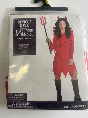 *NEW*Red Devious Devil Kids Costume size 4-6